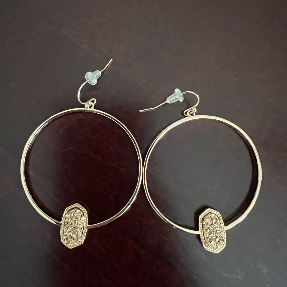 Kendra Scott elora hoop earrings - Picture 2 of 4